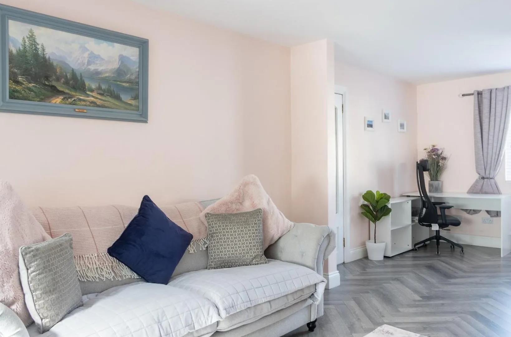 Hotel Guestready - Charming House In Drimnagh Dublino